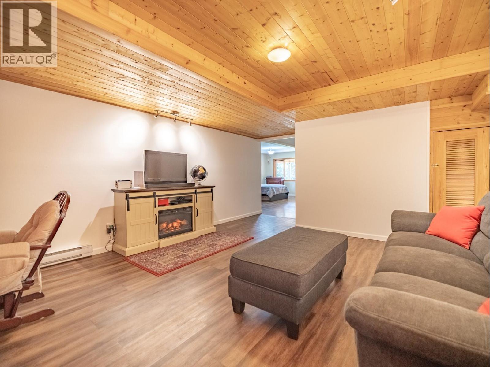 3248 Holbrook Road, Kamloops, British Columbia  V0E 3E1 - Photo 31 - 10387850