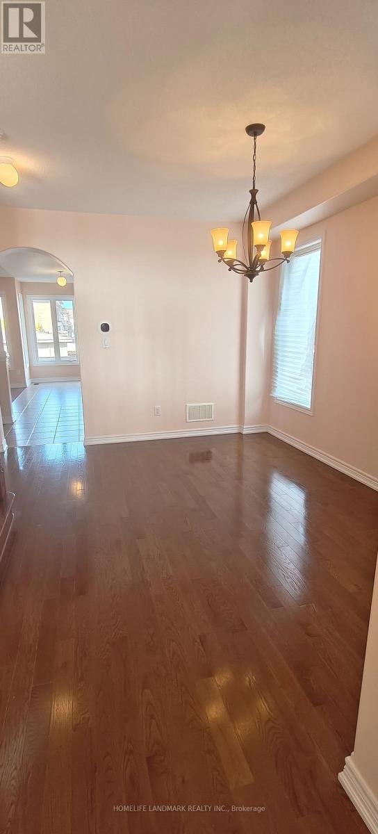 128 Glad Park Avenue, Whitchurch-Stouffville, Ontario  L4A 1X5 - Photo 2 - N13165270