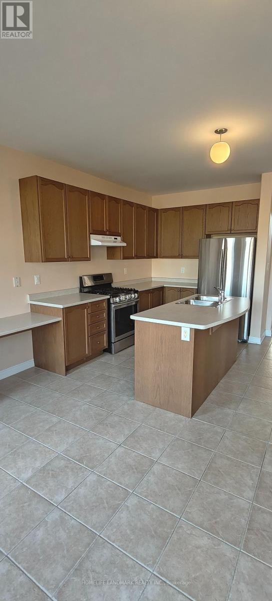 128 Glad Park Avenue, Whitchurch-Stouffville, Ontario  L4A 1X5 - Photo 4 - N13165270