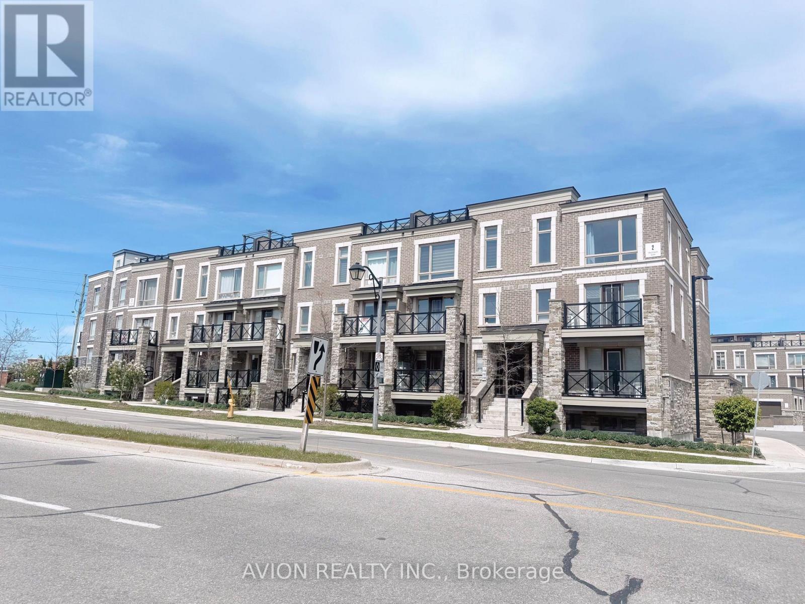 2108 - 2 WESTMEATH LANE, Markham, Ontario
