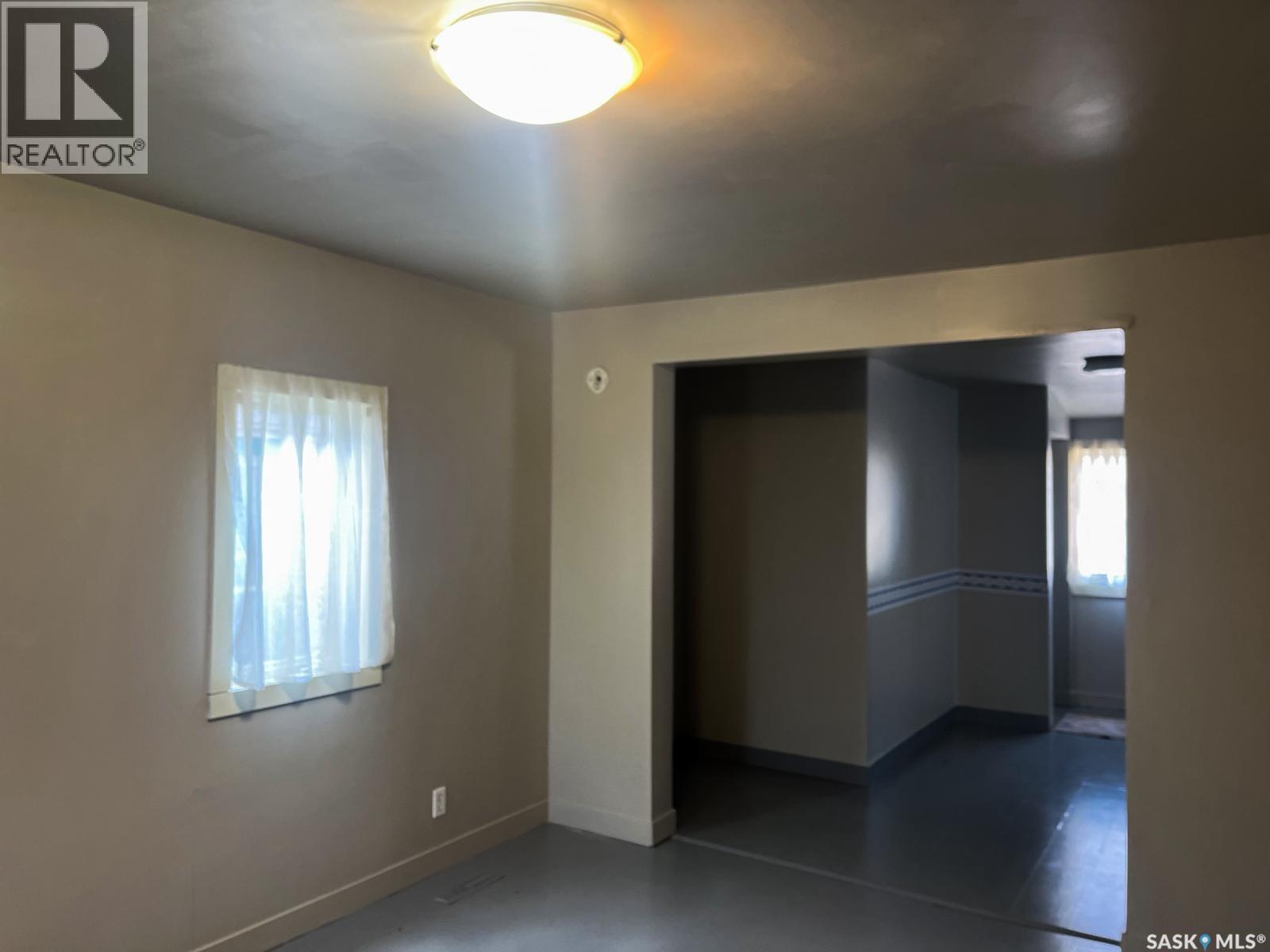 2234 Winnipeg Street, Regina, Saskatchewan  S4P 1H1 - Photo 4 - SK036870