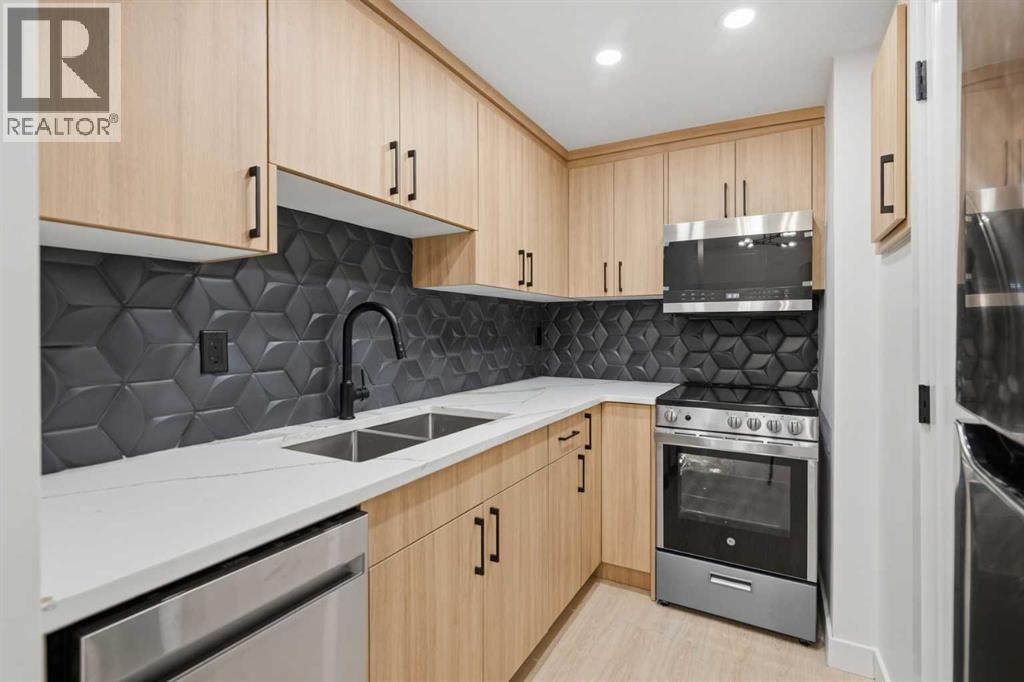 209, 5404 10 Avenue SE, Calgary, Alberta