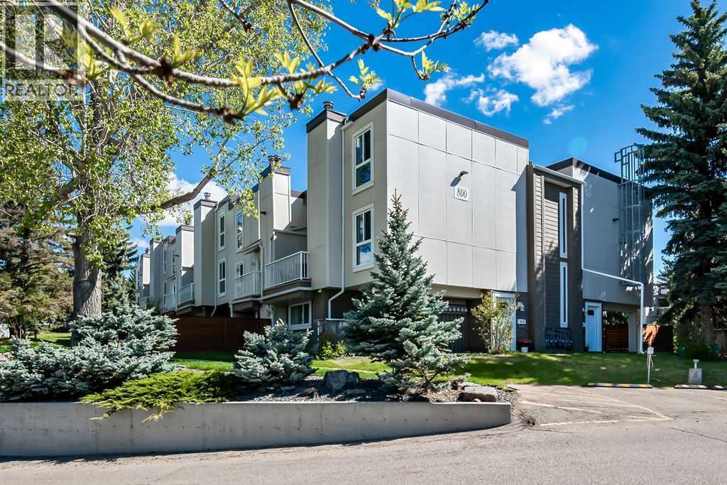 818, 13104 Elbow Drive SW, Calgary, Alberta  T2W 2P2 - Photo 3 - A2313997