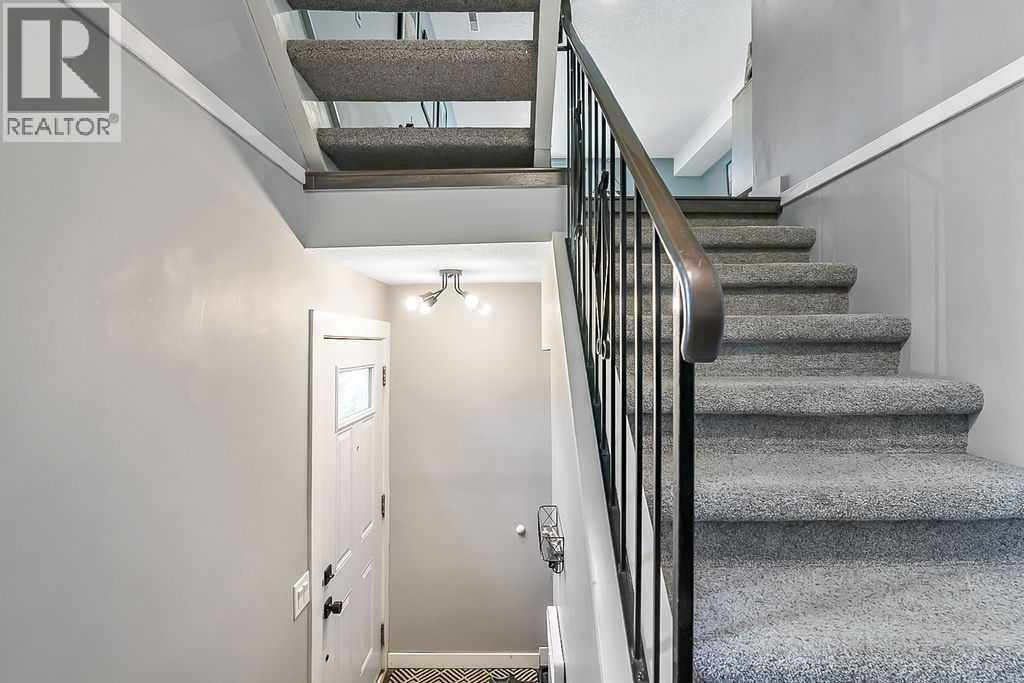 818, 13104 Elbow Drive SW, Calgary, Alberta  T2W 2P2 - Photo 6 - A2313997