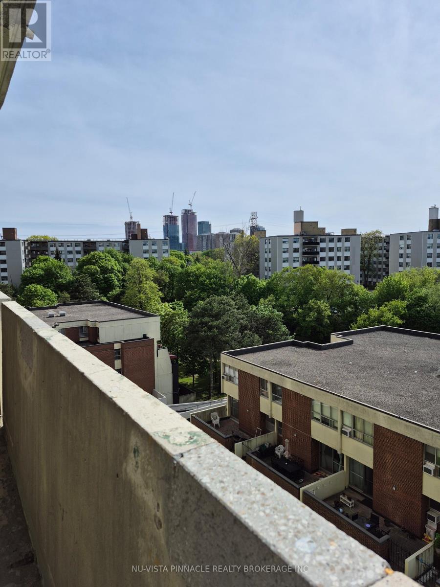 612 - 1 Massey Square, Toronto, Ontario  M4C 5L4 - Photo 16 - E13165324