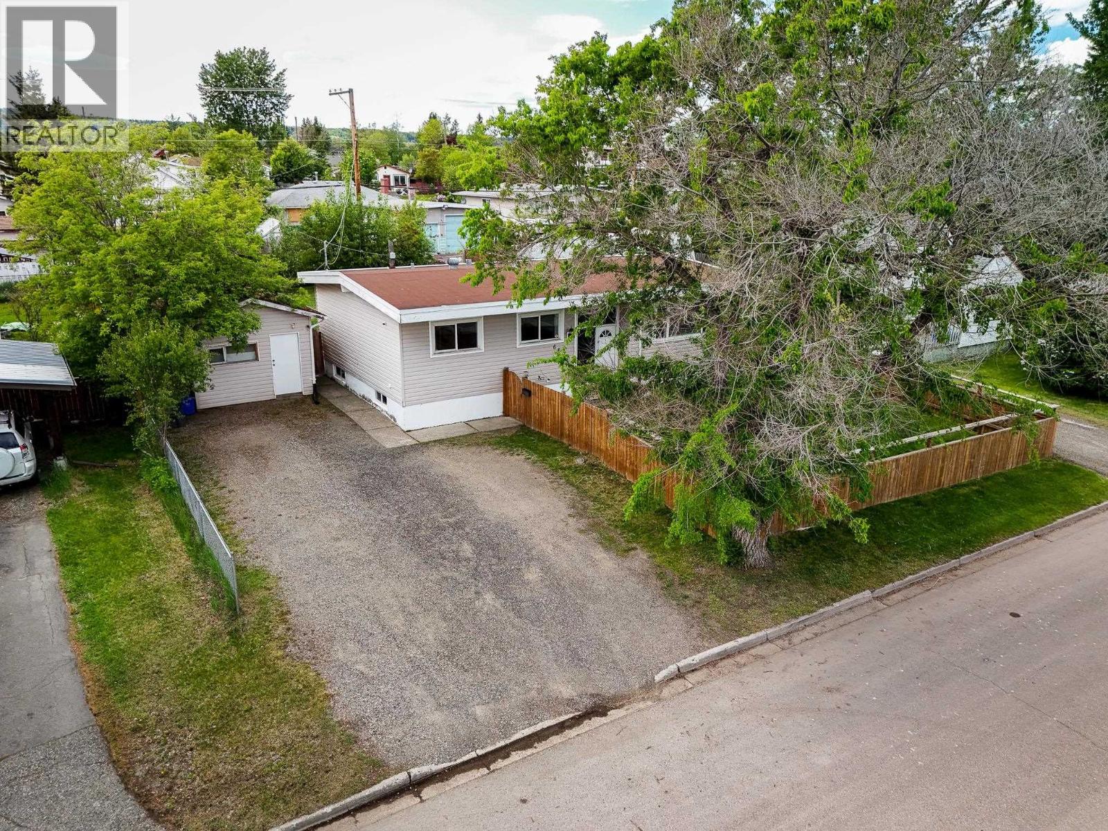 667 Ewert Street, Prince George, British Columbia  V2M 2N8 - Photo 7 - R3101926