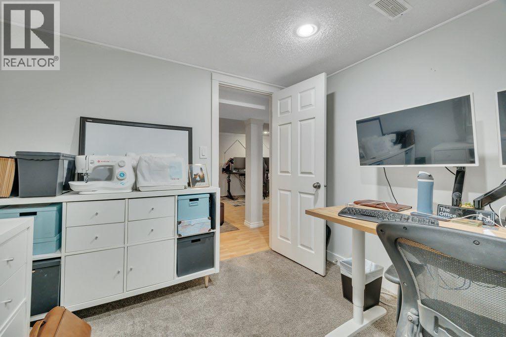 7715 73 Avenue NW, Edmonton, Alberta  T6C 0C4 - Photo 35 - A2302958