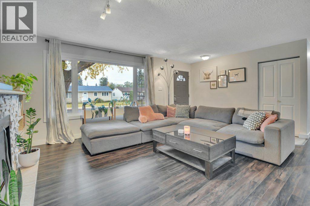 7715 73 Avenue NW, Edmonton, Alberta  T6C 0C4 - Photo 8 - A2302958