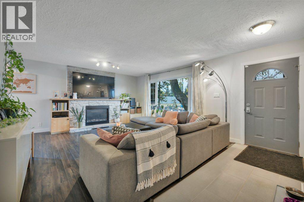 7715 73 Avenue NW, Edmonton, Alberta  T6C 0C4 - Photo 6 - A2302958