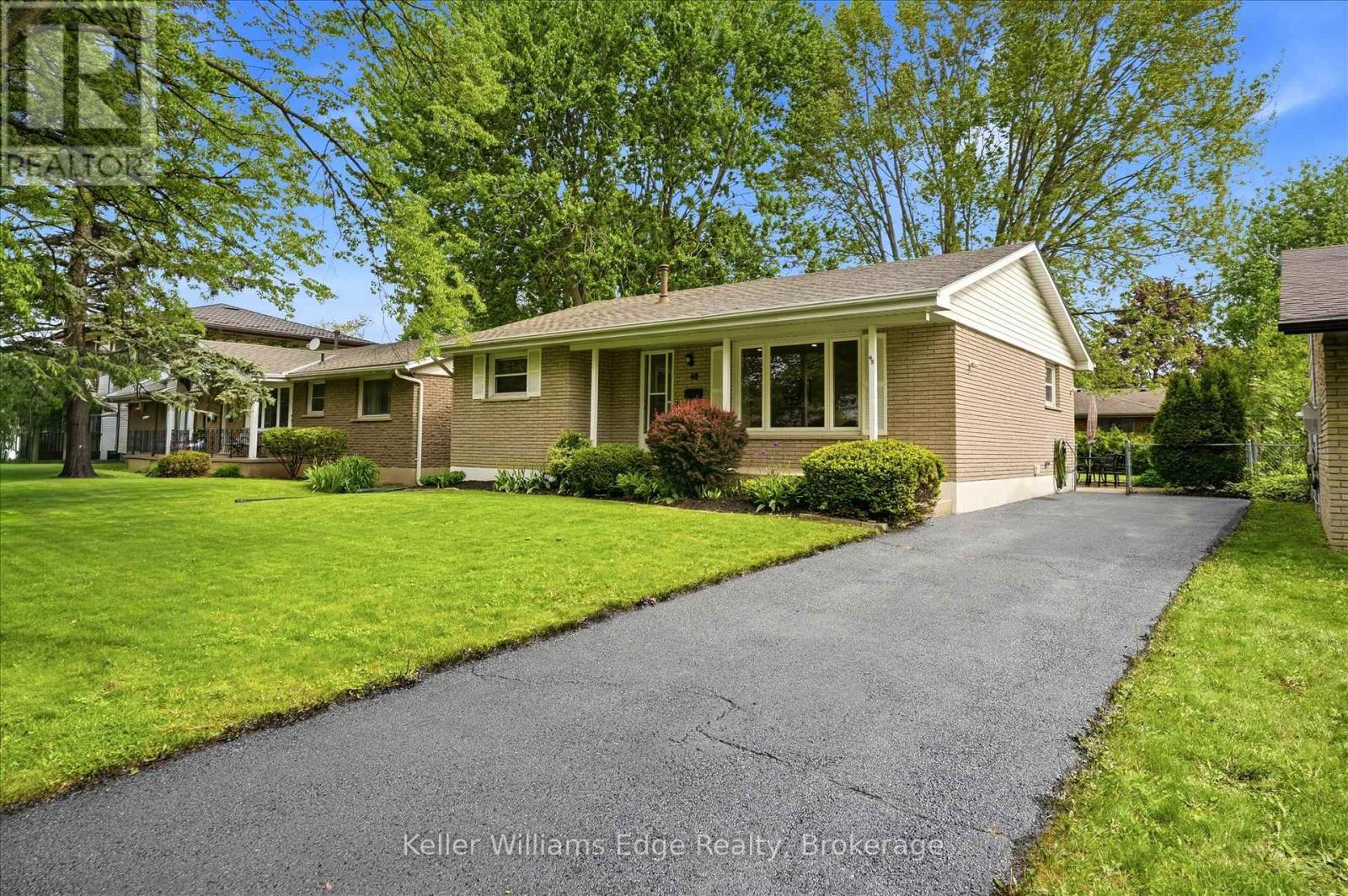 48 Winding Way, Brantford, Ontario  N3R 3S3 - Photo 1 - X13165290