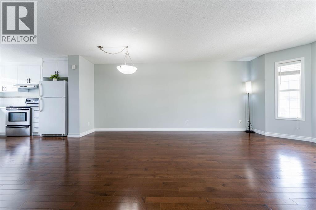 45 Tuscany Springs Garden Nw, Calgary, Alberta  T3L 2R3 - Photo 4 - A2313267