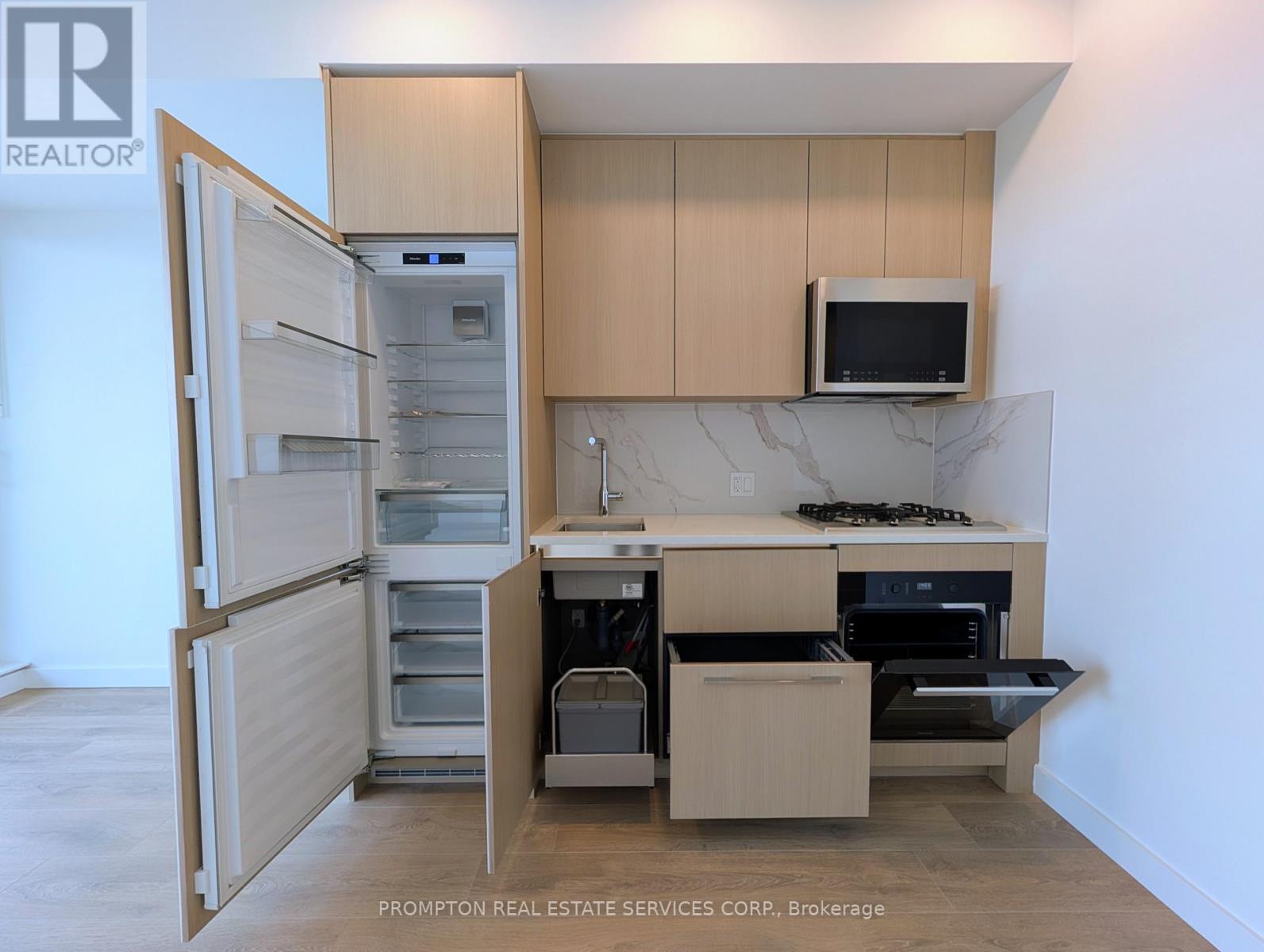 2207 - 18 Esther Shiner Boulevard, Toronto, Ontario  M2K 0J7 - Photo 4 - C13165296
