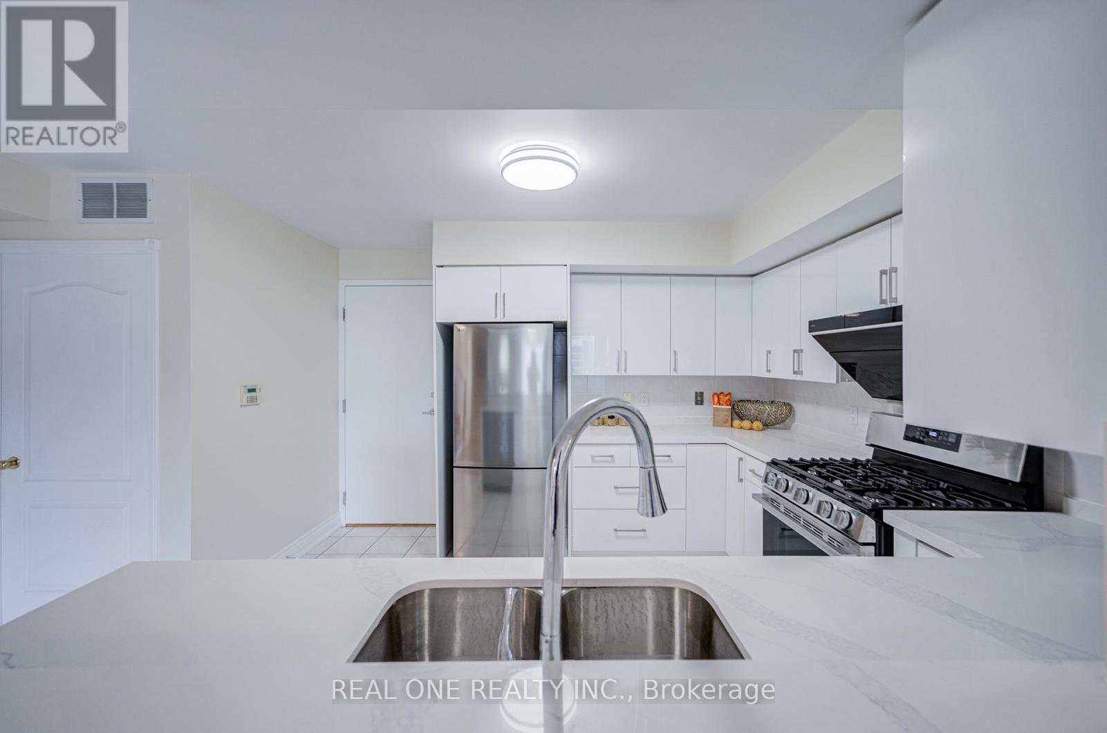 317 Grandview Way, Toronto, Ontario  M2N 6V3 - Photo 15 - C13165330