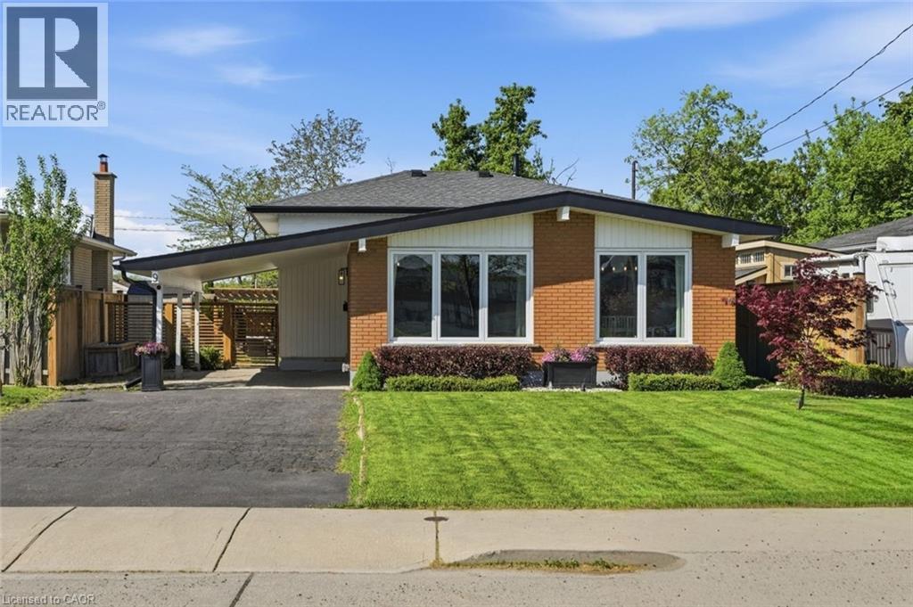 9 RENO Avenue, Hamilton, Ontario