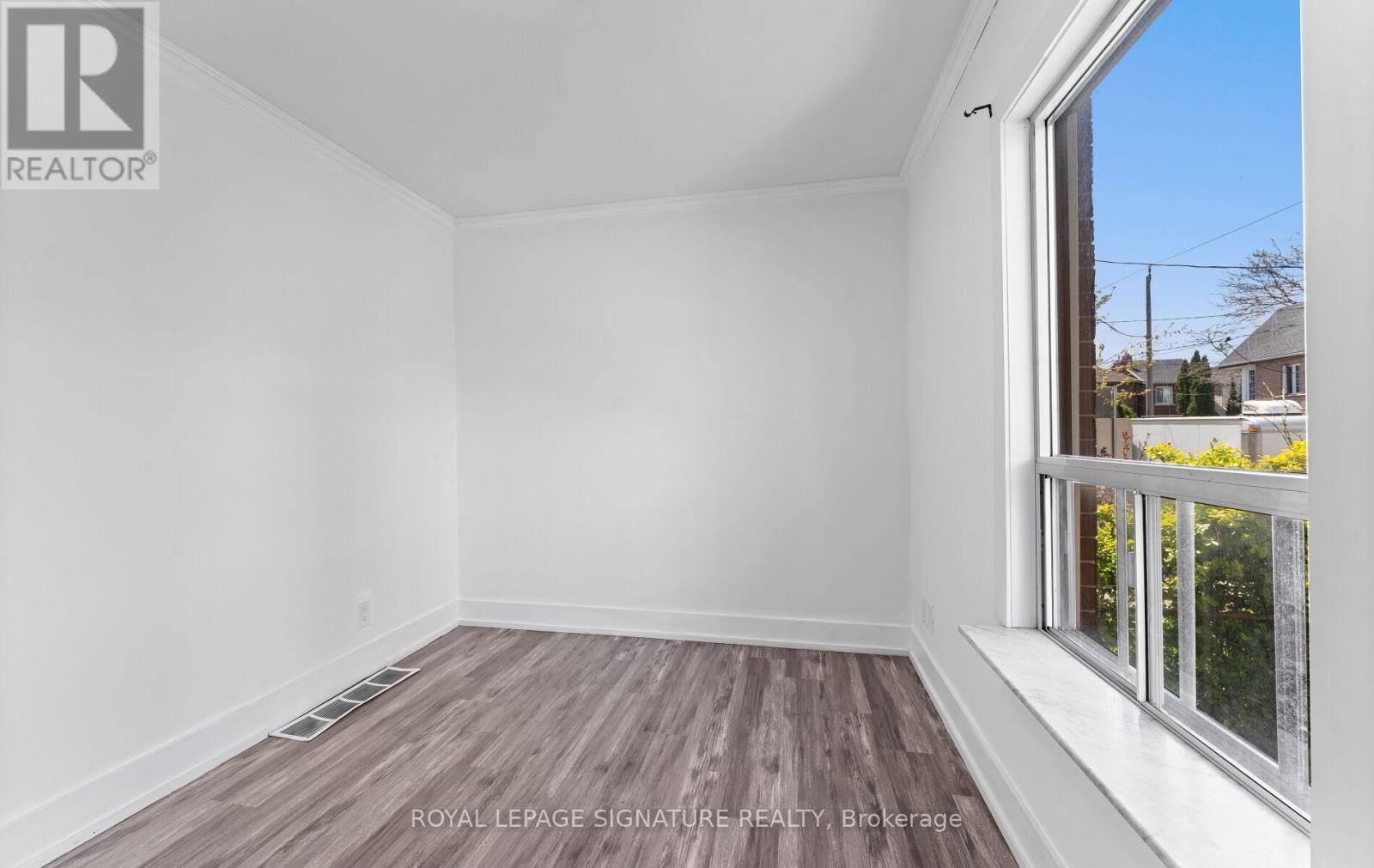 165 Nairn Avenue, Toronto, Ontario M6E 4H2 - Photo 3 - W13130422