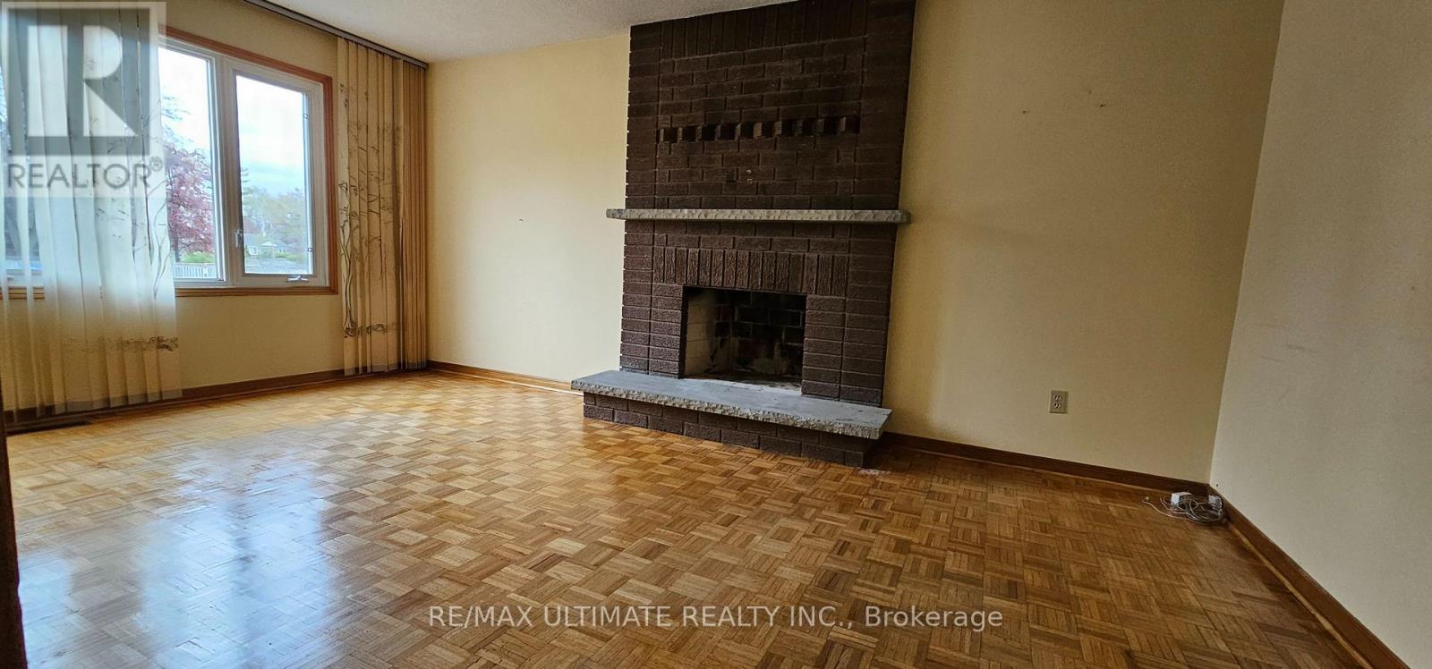 Main Floor - 1282 Dexter Crescent, Mississauga, Ontario  L5G 4R6 - Photo 14 - W13163486