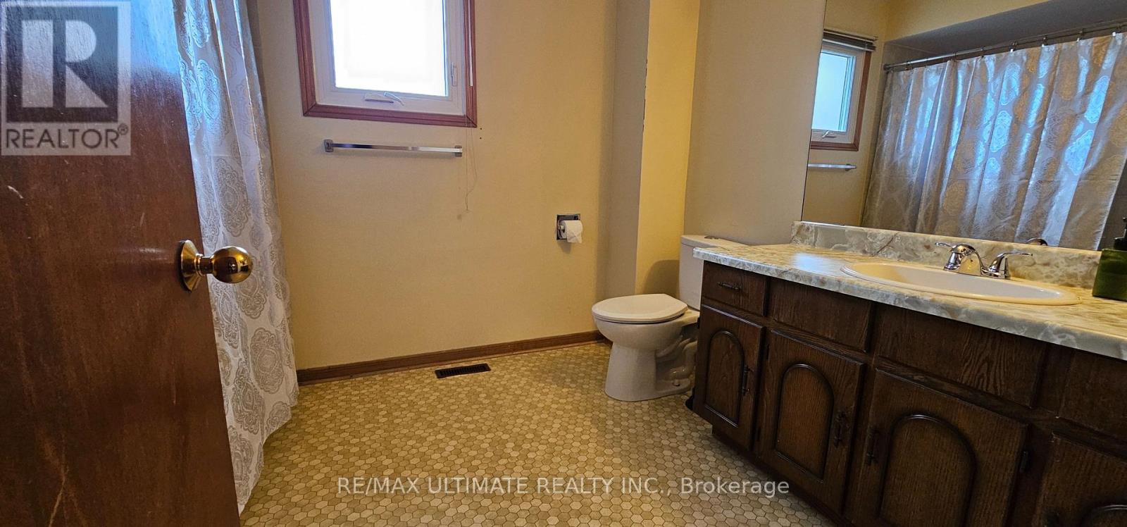 Main Floor - 1282 Dexter Crescent, Mississauga, Ontario  L5G 4R6 - Photo 20 - W13163486
