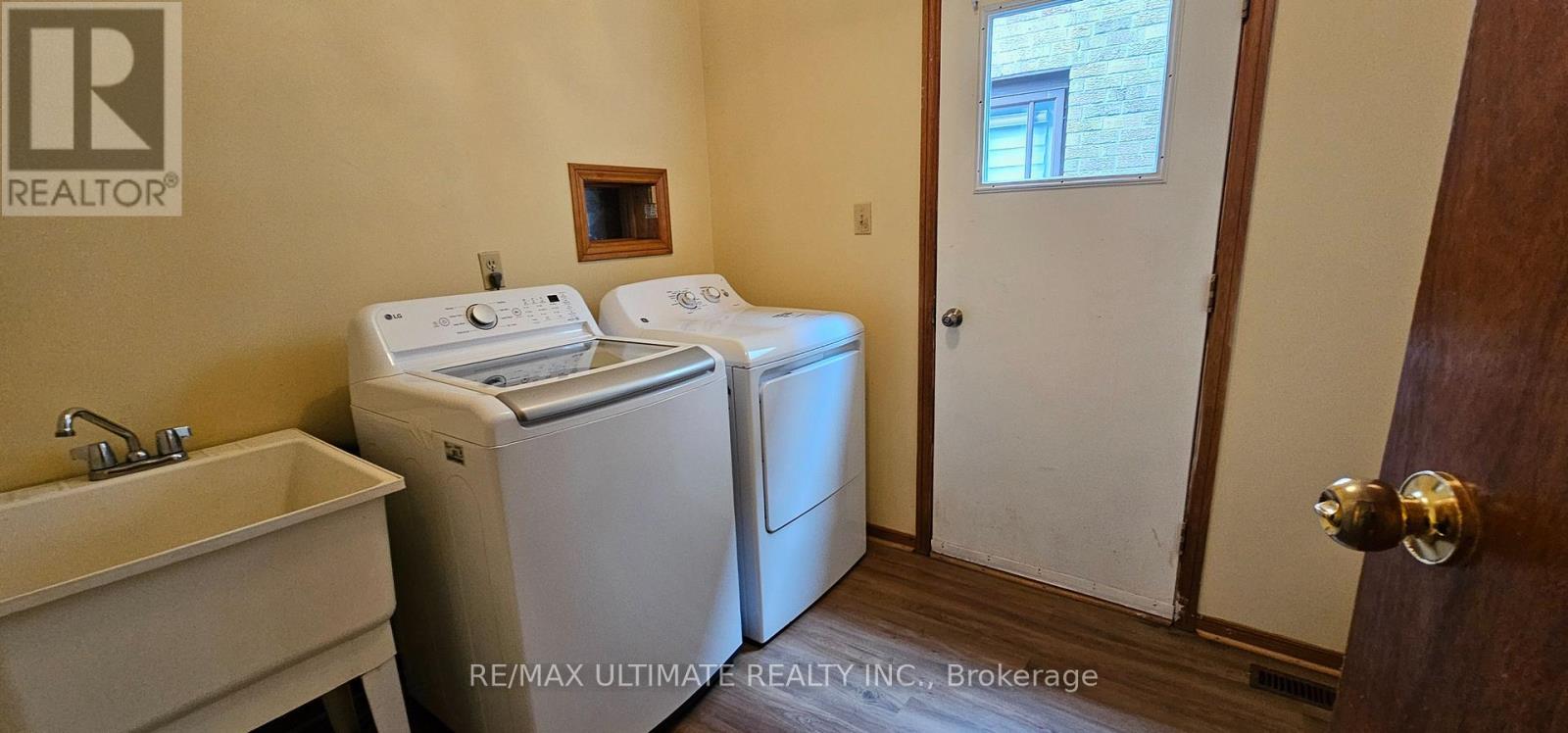 Main Floor - 1282 Dexter Crescent, Mississauga, Ontario  L5G 4R6 - Photo 9 - W13163486