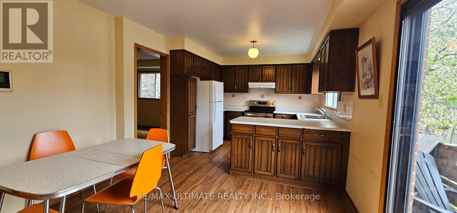Main Floor - 1282 Dexter Crescent, Mississauga, Ontario  L5G 4R6 - Photo 2 - W13163486