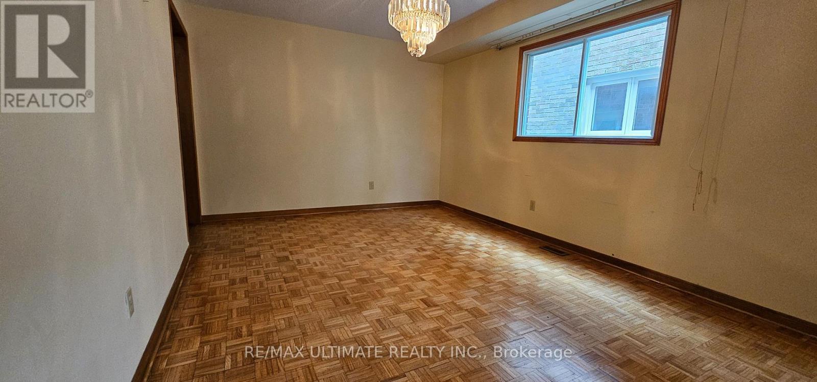 Main Floor - 1282 Dexter Crescent, Mississauga, Ontario  L5G 4R6 - Photo 8 - W13163486