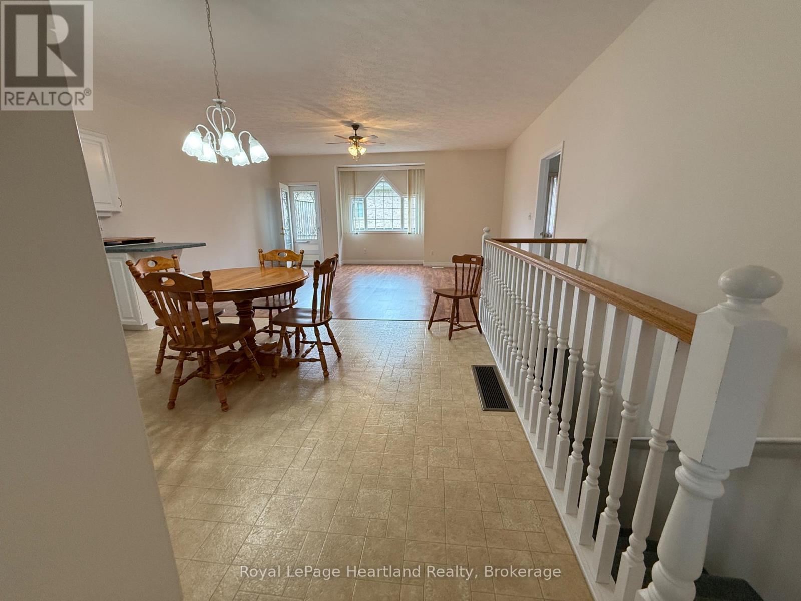 260 Martha Street, Goderich, Ontario  N7A 4M9 - Photo 3 - X13165292