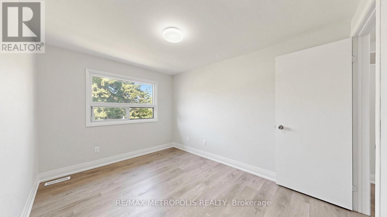 18 - 11 Livonia Place, Toronto, Ontario  M1E 4W5 - Photo 28 - E13165332