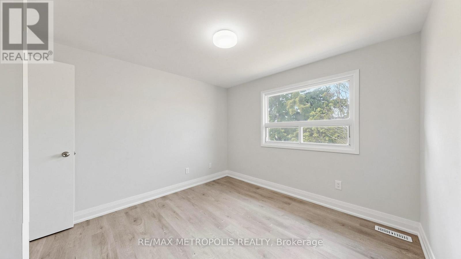18 - 11 Livonia Place, Toronto, Ontario  M1E 4W5 - Photo 32 - E13165332