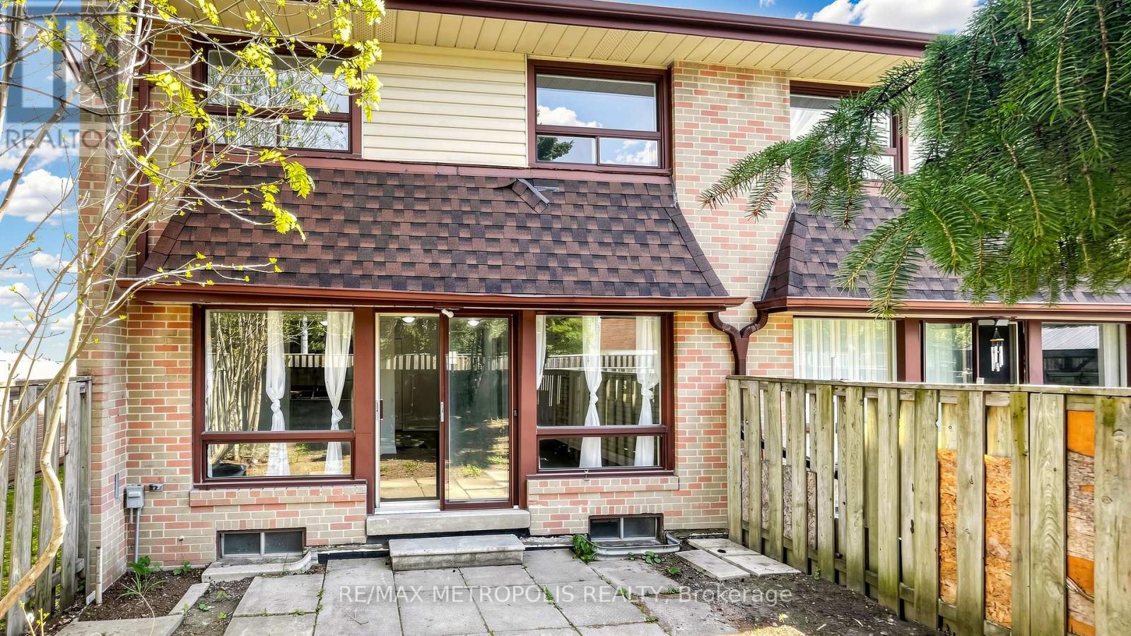18 - 11 Livonia Place, Toronto, Ontario  M1E 4W5 - Photo 47 - E13165332