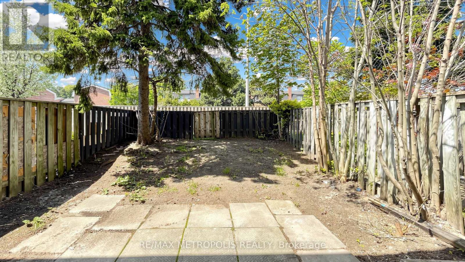 18 - 11 Livonia Place, Toronto, Ontario  M1E 4W5 - Photo 49 - E13165332