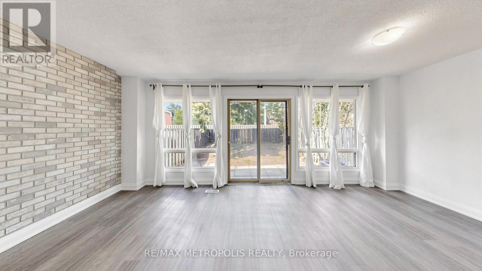 18 - 11 Livonia Place, Toronto, Ontario  M1E 4W5 - Photo 5 - E13165332