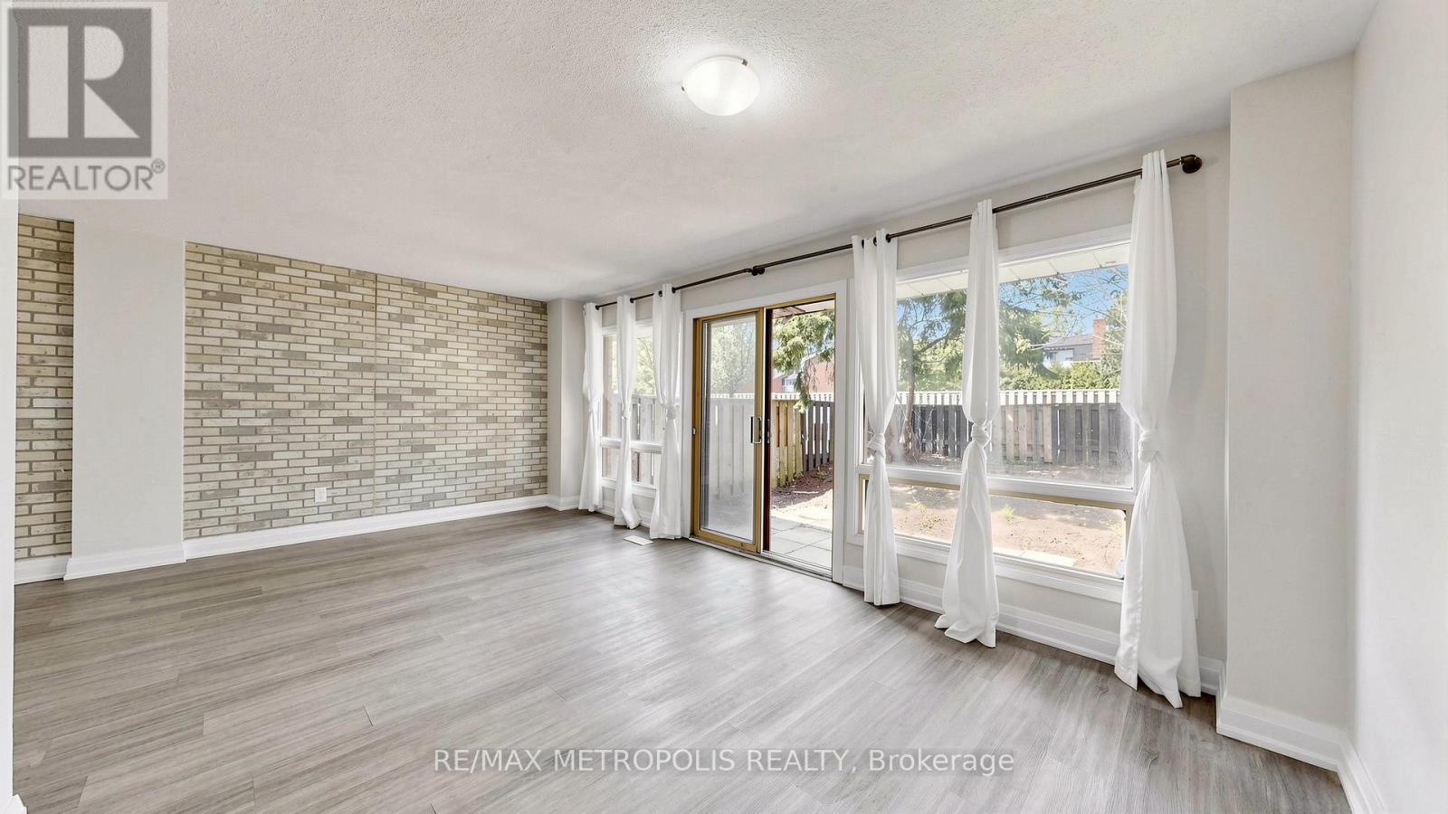 18 - 11 Livonia Place, Toronto, Ontario  M1E 4W5 - Photo 6 - E13165332