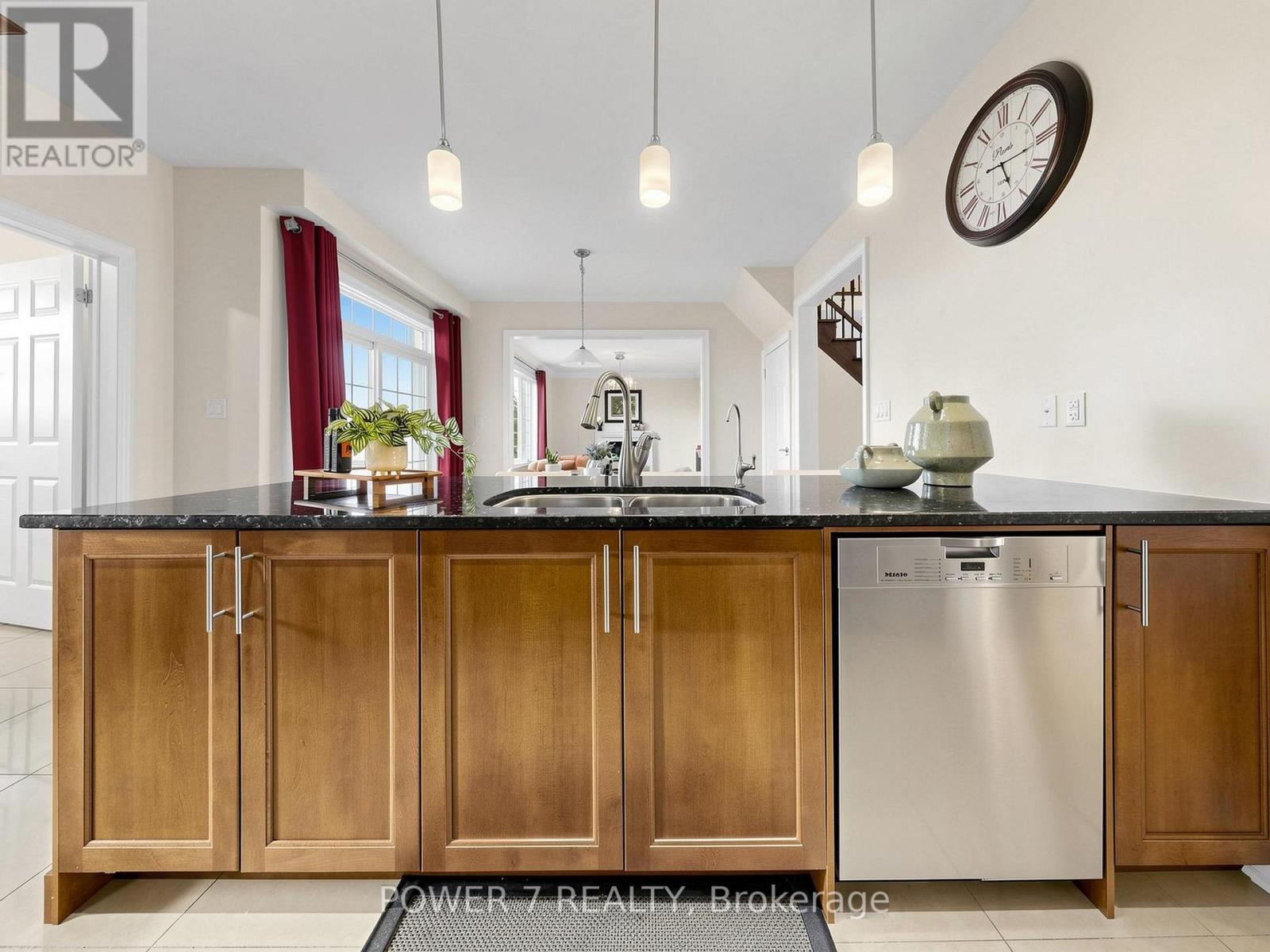 7 Bembridge Drive, Markham, Ontario  L6C 0J3 - Photo 21 - N13165288