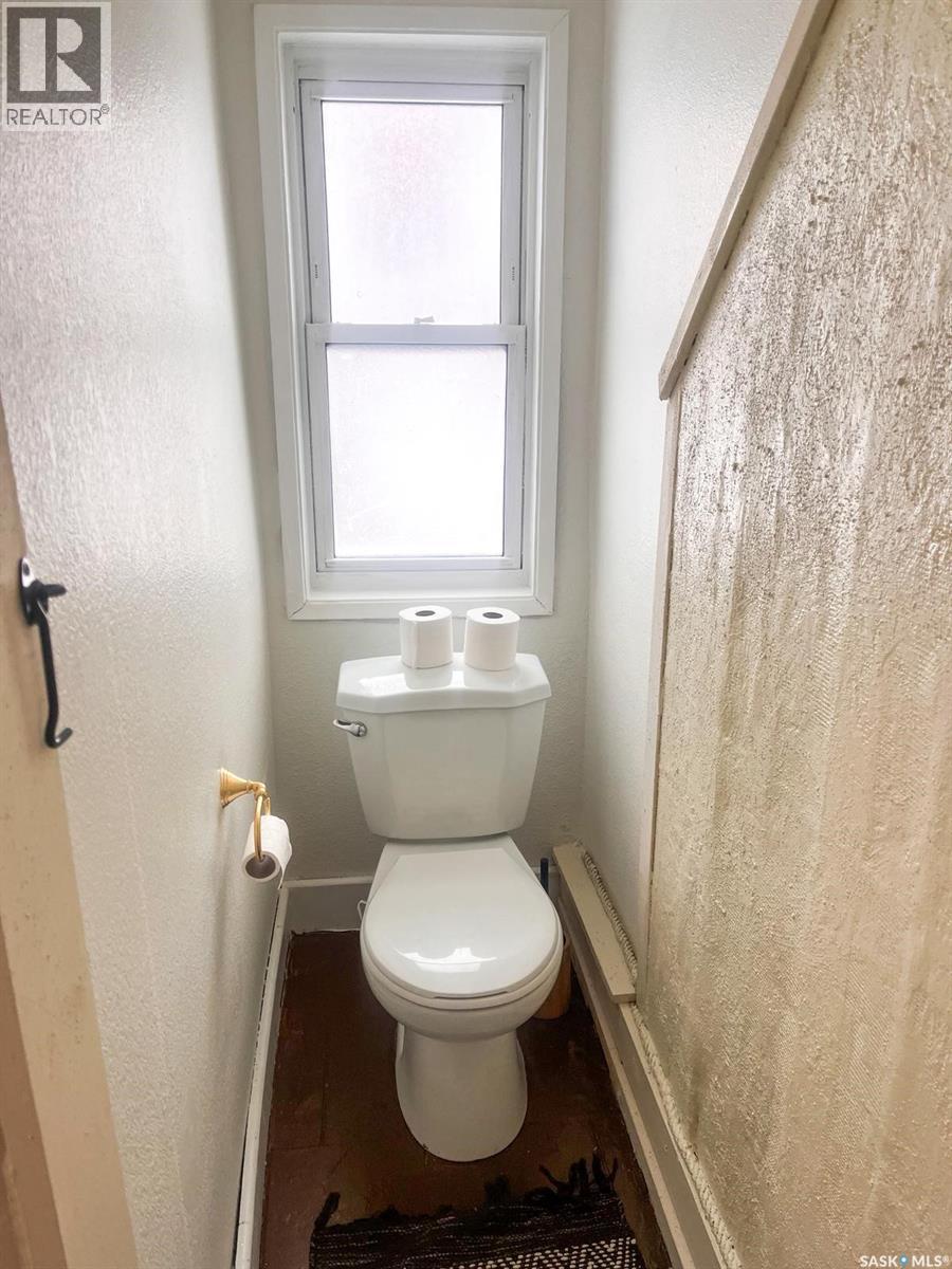 1124 Victoria Avenue, Regina, Saskatchewan  S4P 0N7 - Photo 21 - SK036914