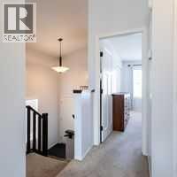 28 Jessie Ursenbach Way N, Lethbridge, Alberta  T1H 5P5 - Photo 4 - A2312167