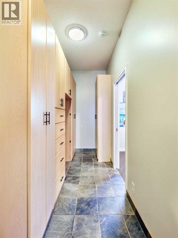 5740 Buckboard Road NW, Calgary, Alberta  T3A 4R6 - Photo 22 - A2311329