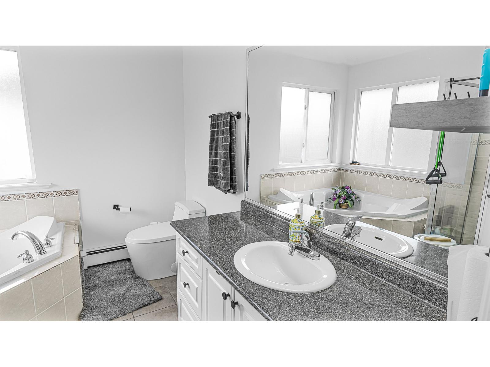 14867 67a Avenue, Surrey, British Columbia  V3S 0P3 - Photo 32 - R3121707