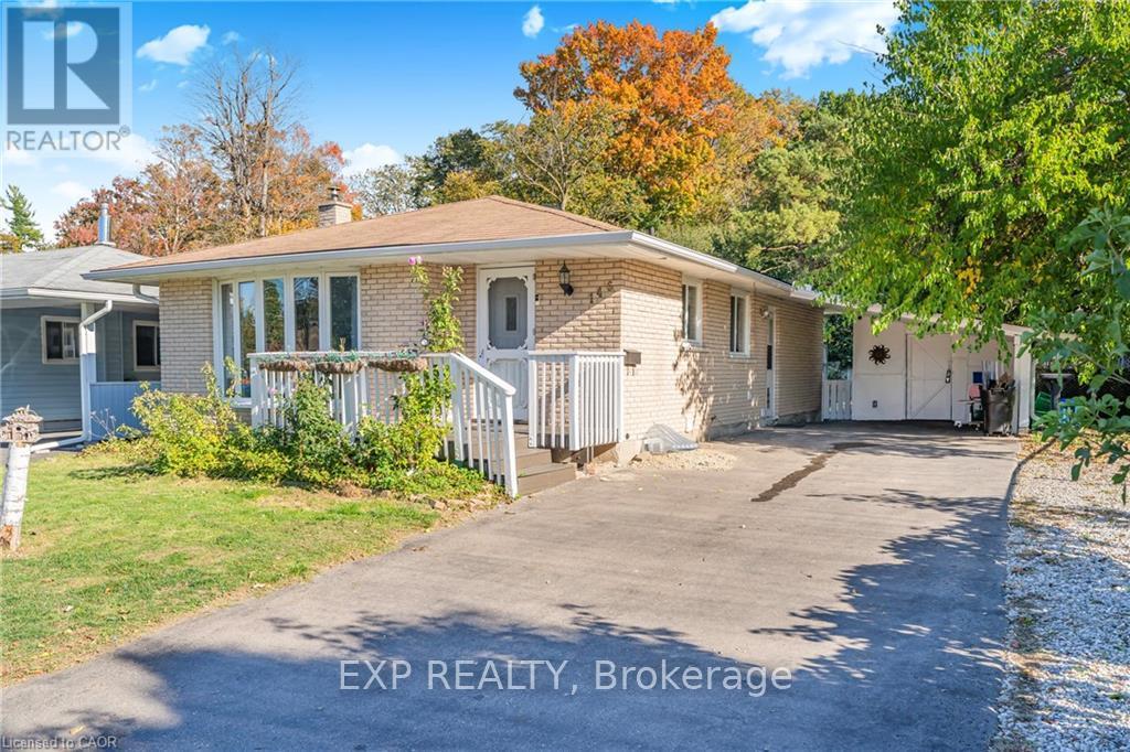 146 APPALACHIAN CRESCENT, Kitchener, Ontario