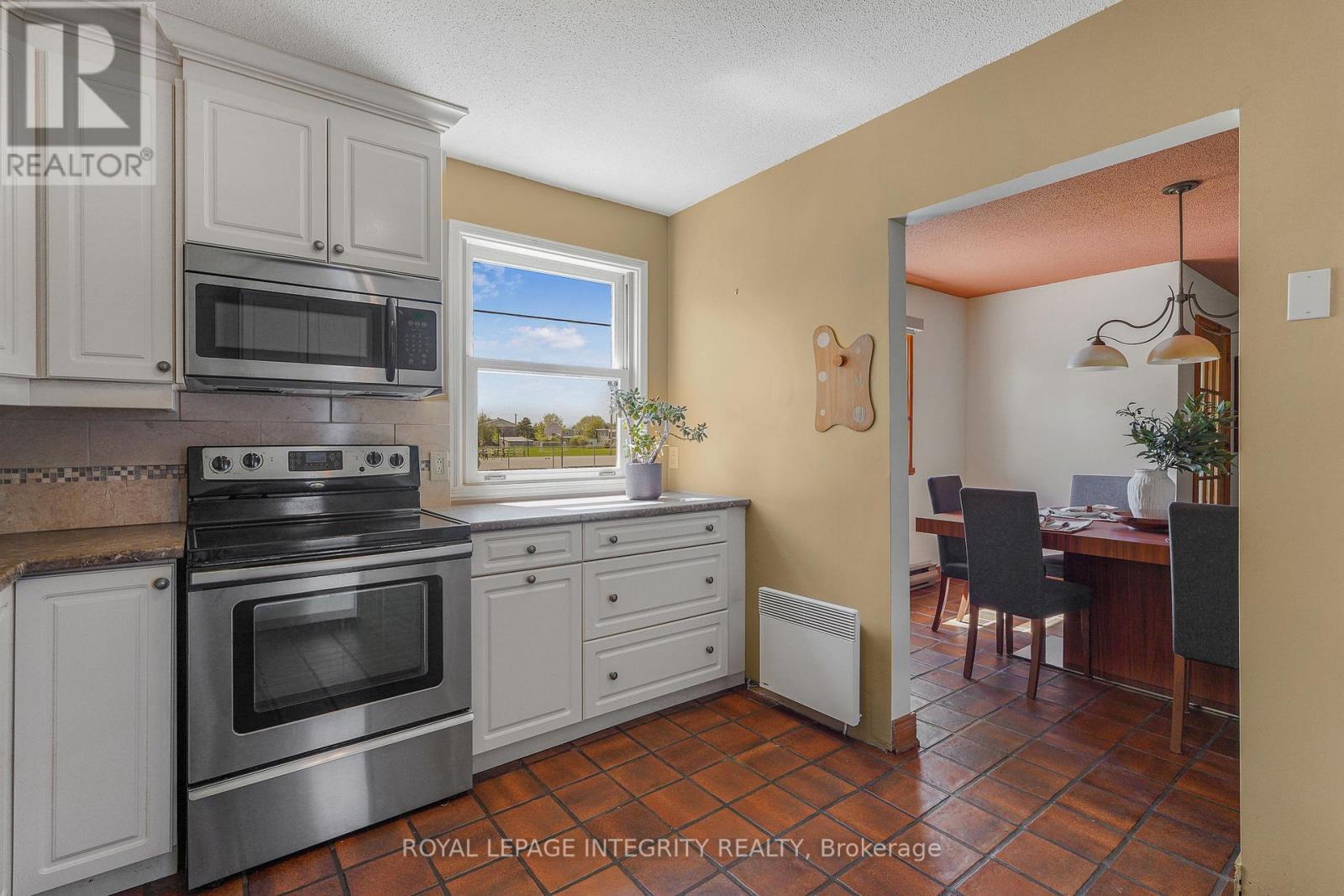 3785 Rue Cartier Street, Clarence-Rockland, Ontario  K0A 1E0 - Photo 15 - X13165298