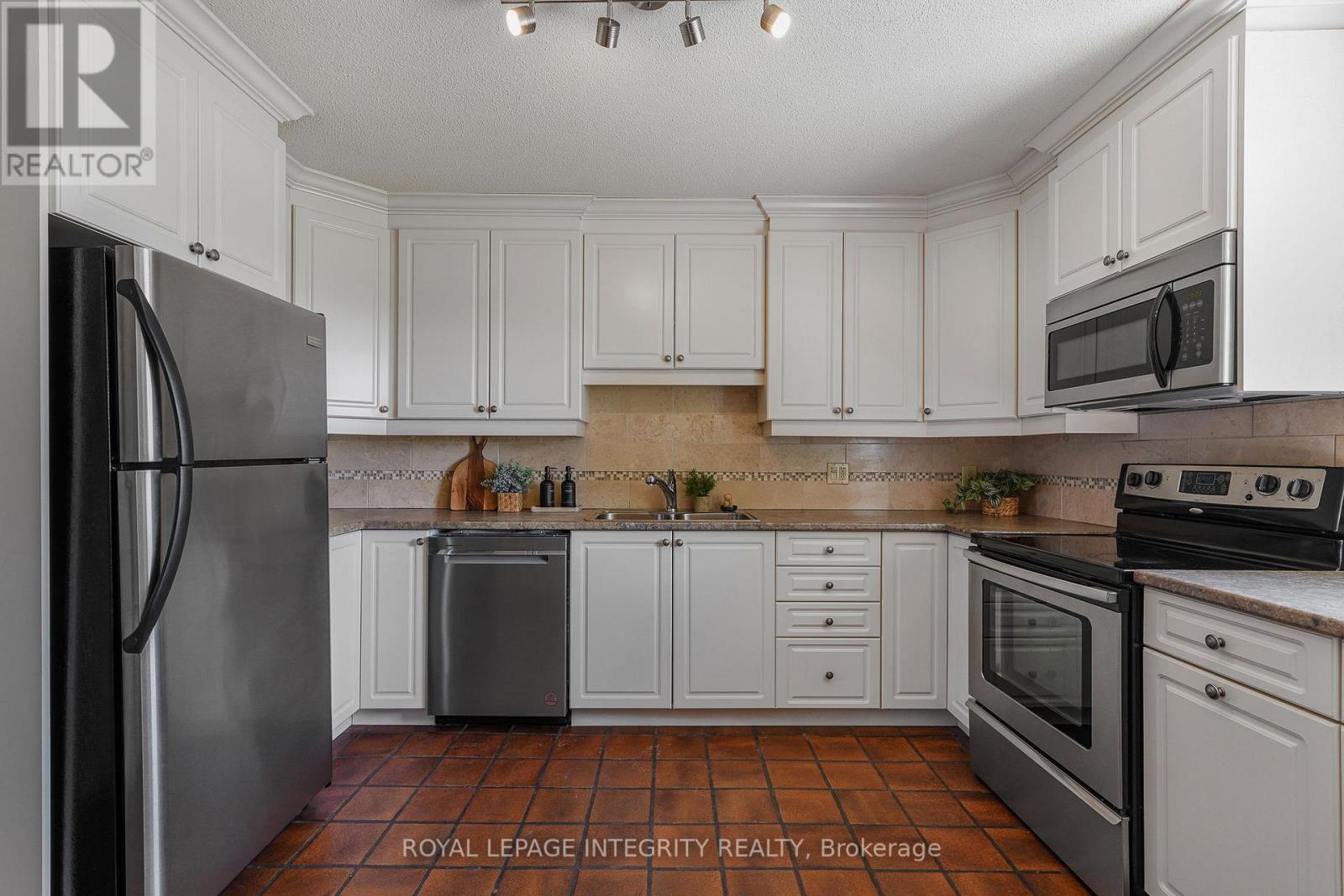 3785 Rue Cartier Street, Clarence-Rockland, Ontario  K0A 1E0 - Photo 13 - X13165298