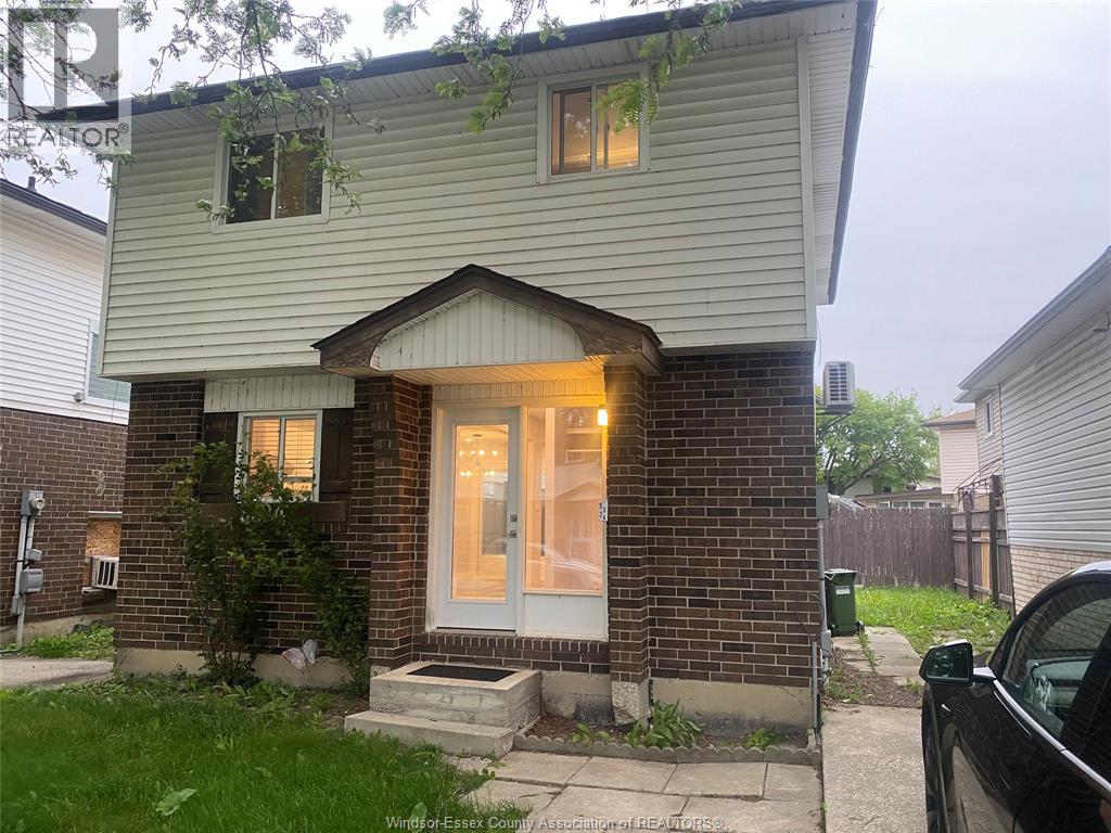 MLS# 26003501: 8324 Gregory PLACE, Windsor, Canada
