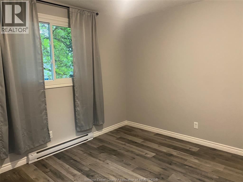 8324 Gregory Place, Windsor, Ontario  N8S 4N4 - Photo 6 - 26003501