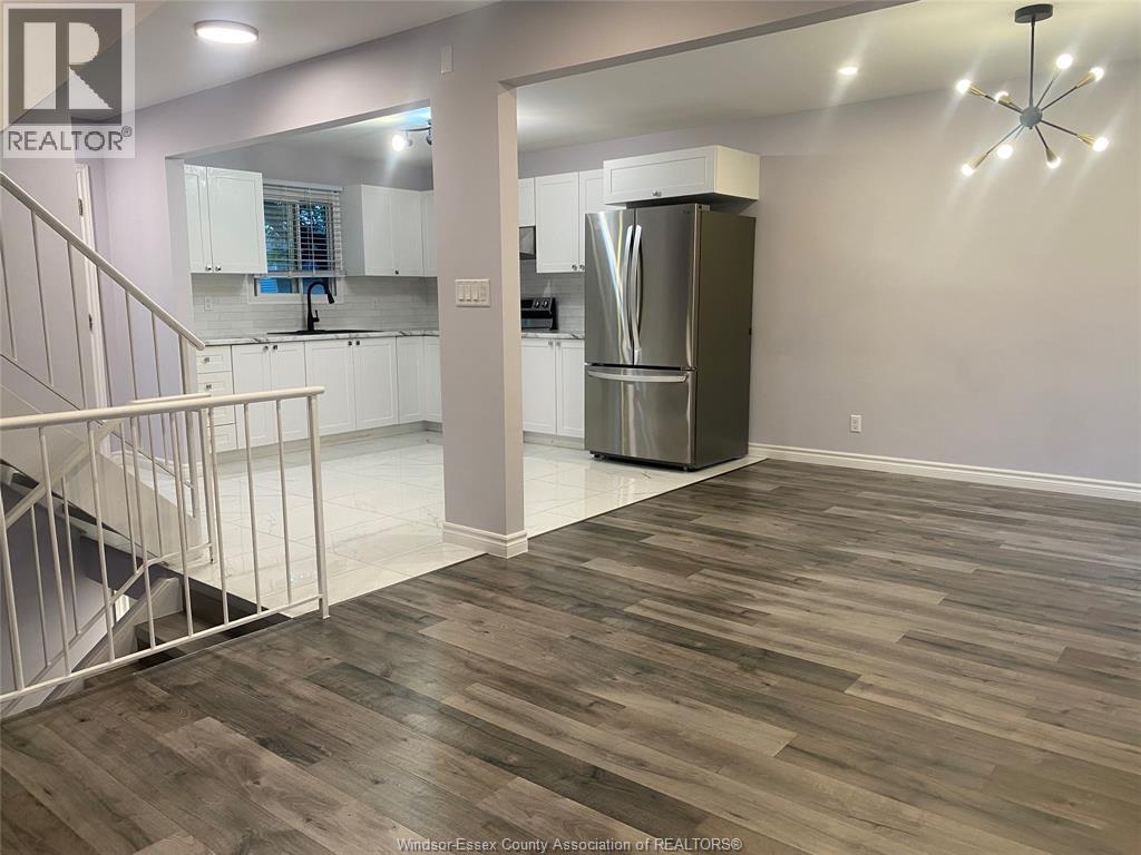 8324 Gregory Place, Windsor, Ontario  N8S 4N4 - Photo 3 - 26003501