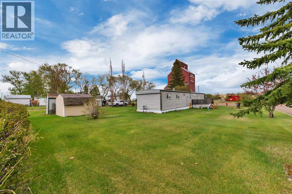 157 Railway Avenue S, Big Valley, Alberta  T0J 0G0 - Photo 32 - A2312458