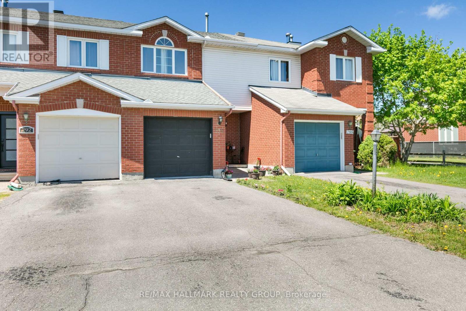 290 STONEWAY DRIVE, Ottawa, Ontario