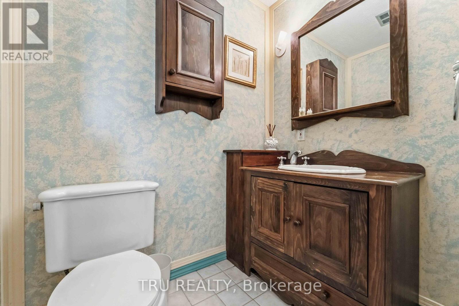359 Burnt Ember Way, Ottawa, Ontario  K1E 2B6 - Photo 18 - X13165360