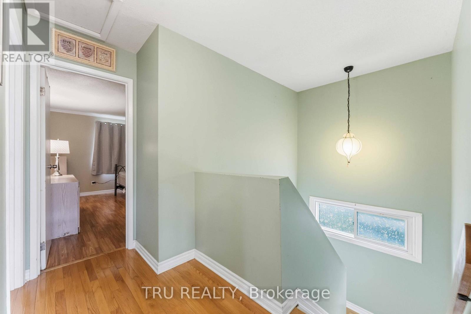 359 Burnt Ember Way, Ottawa, Ontario  K1E 2B6 - Photo 19 - X13165360