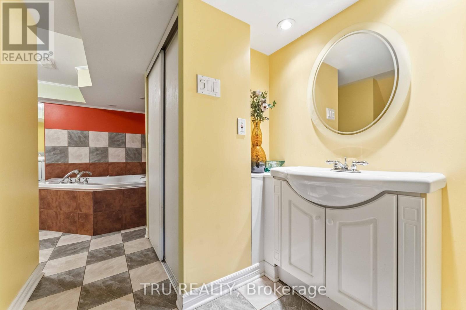 359 Burnt Ember Way, Ottawa, Ontario  K1E 2B6 - Photo 42 - X13165360