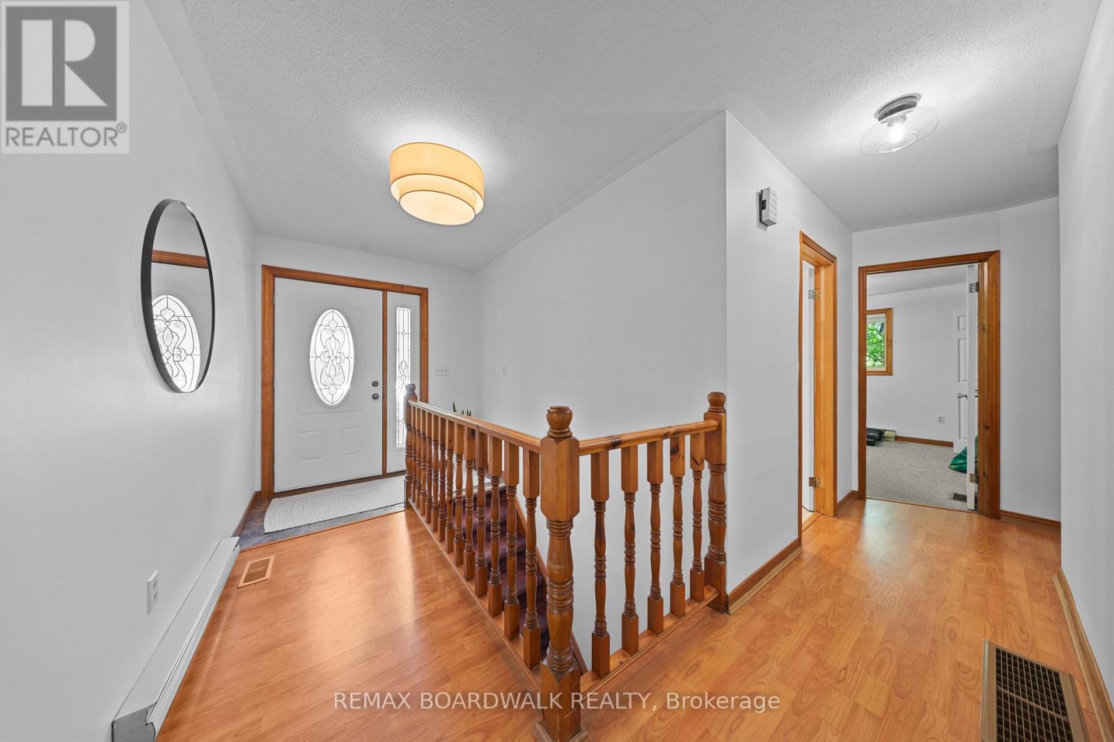 802 Beach Lane, Leeds And The Thousand Islands, Ontario  K0E 1N0 - Photo 3 - X13165372
