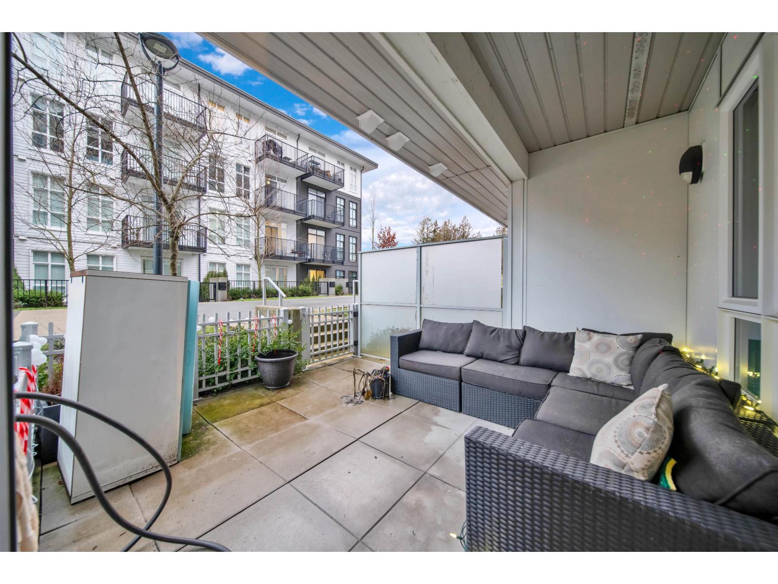115 13963 105 Boulevard, Surrey, British Columbia  V3T 0M9 - Photo 2 - R3127163