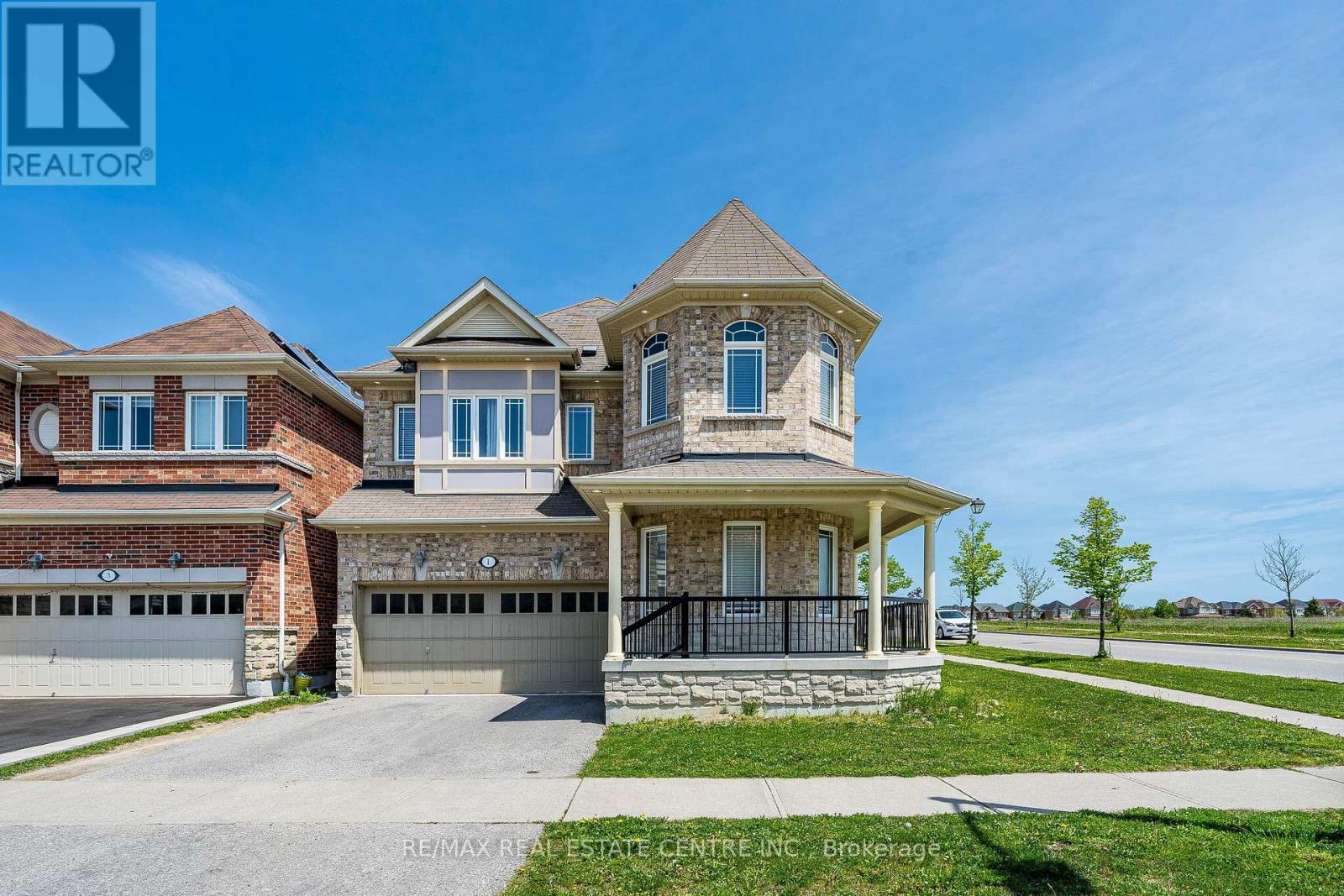 1 ARFIELD AVENUE, Ajax, Ontario